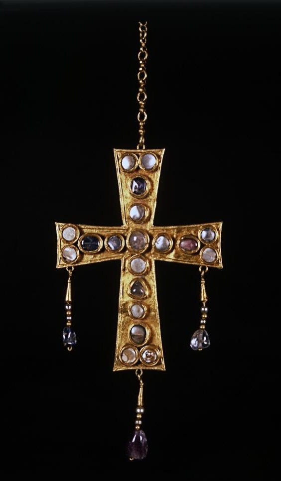Tesoro de Guarrazar Museo Arqueológico Nacional Cruz aislada